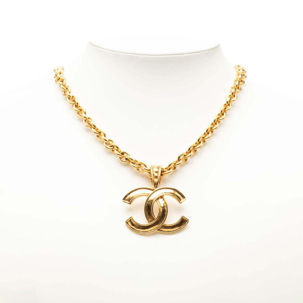 CHANEL Authentic Vintage Gold Logo Necklace - Picture 6 of 6